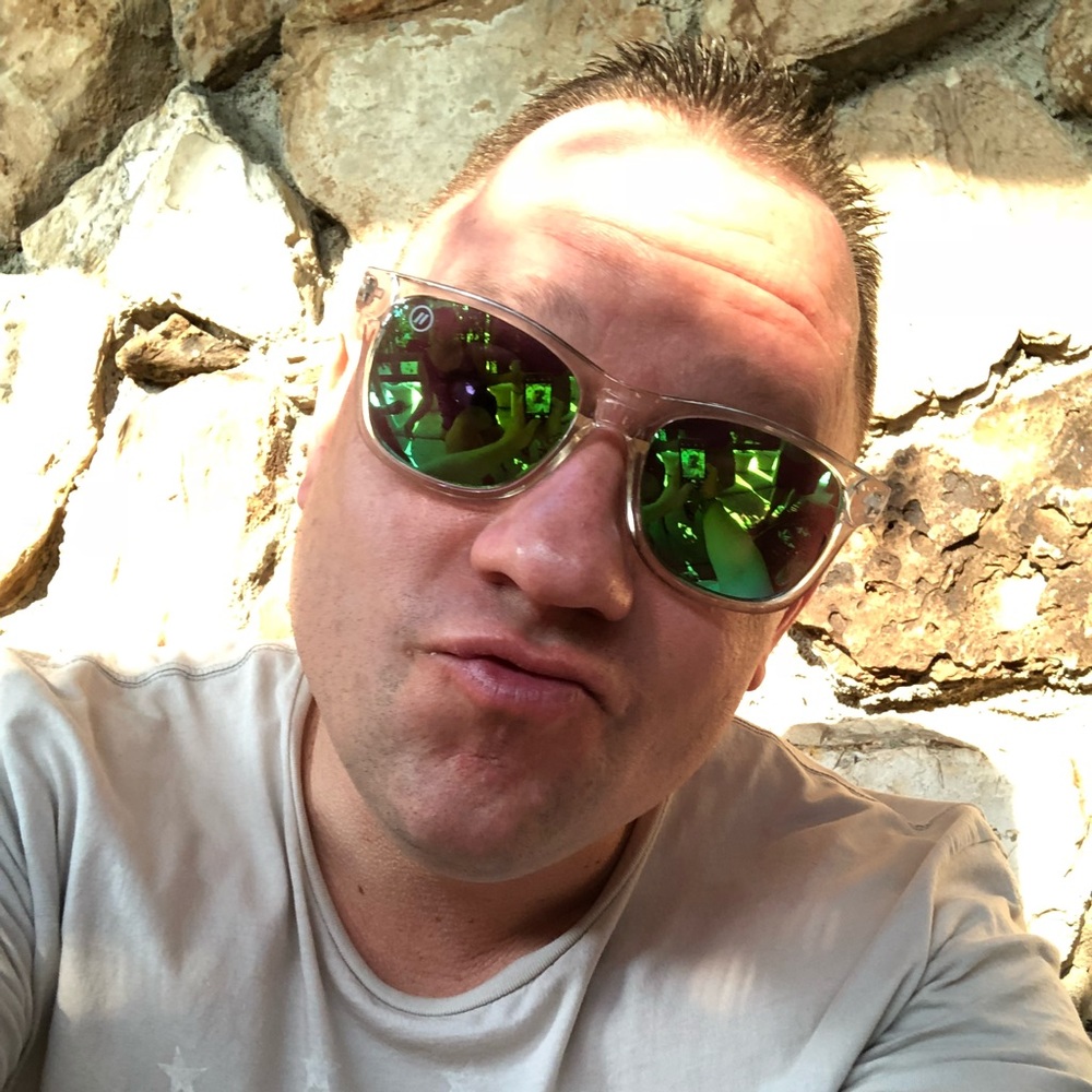 Meet your Posher, Craig